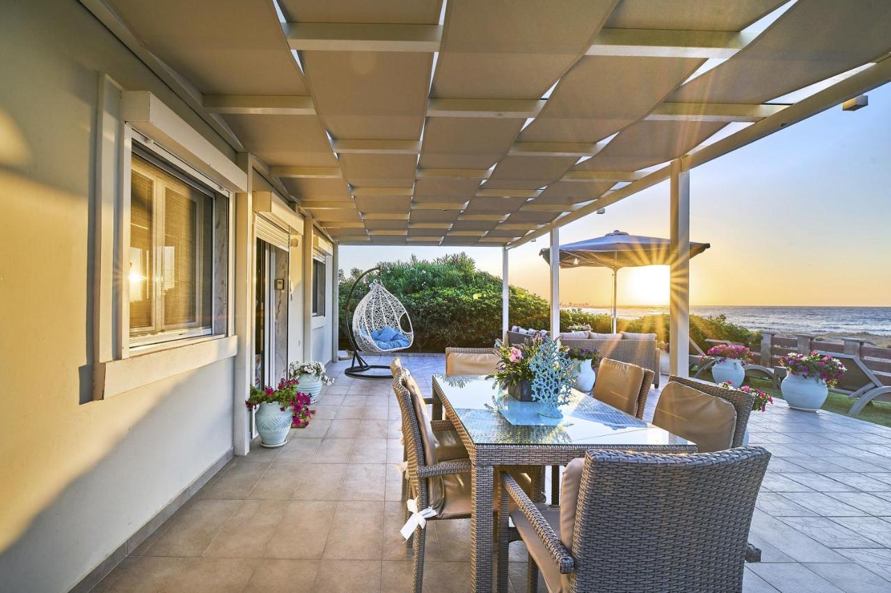 Corali House Villa สตาวรอช ภายนอก รูปภาพ