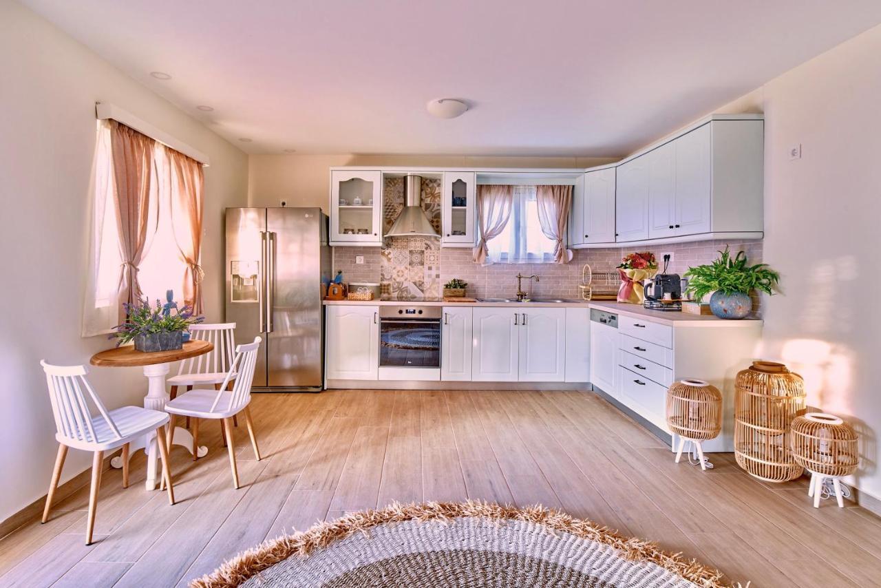Corali House Villa สตาวรอช ภายนอก รูปภาพ